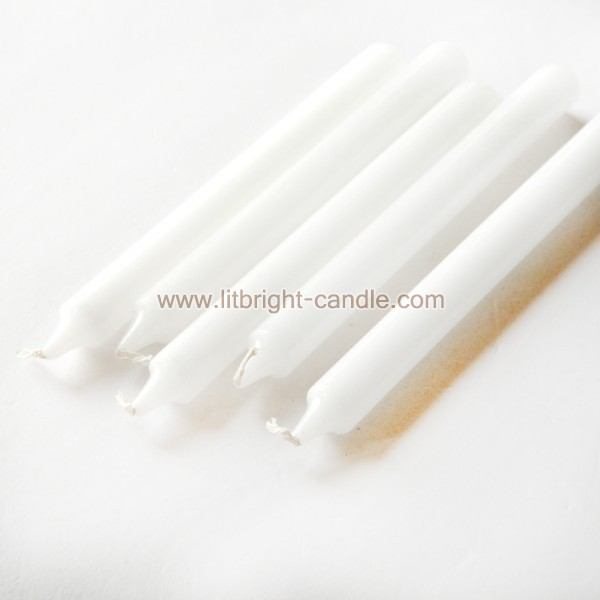 WHITE HOUSEHOLD CANDLE
